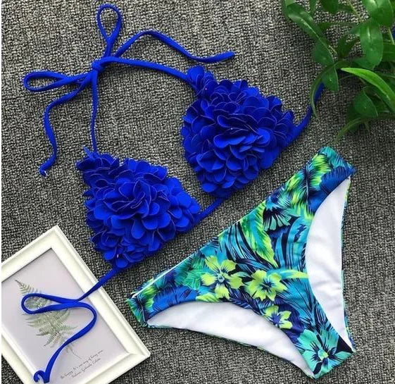 "Lilah" Exposed Floral Triangle Bikini